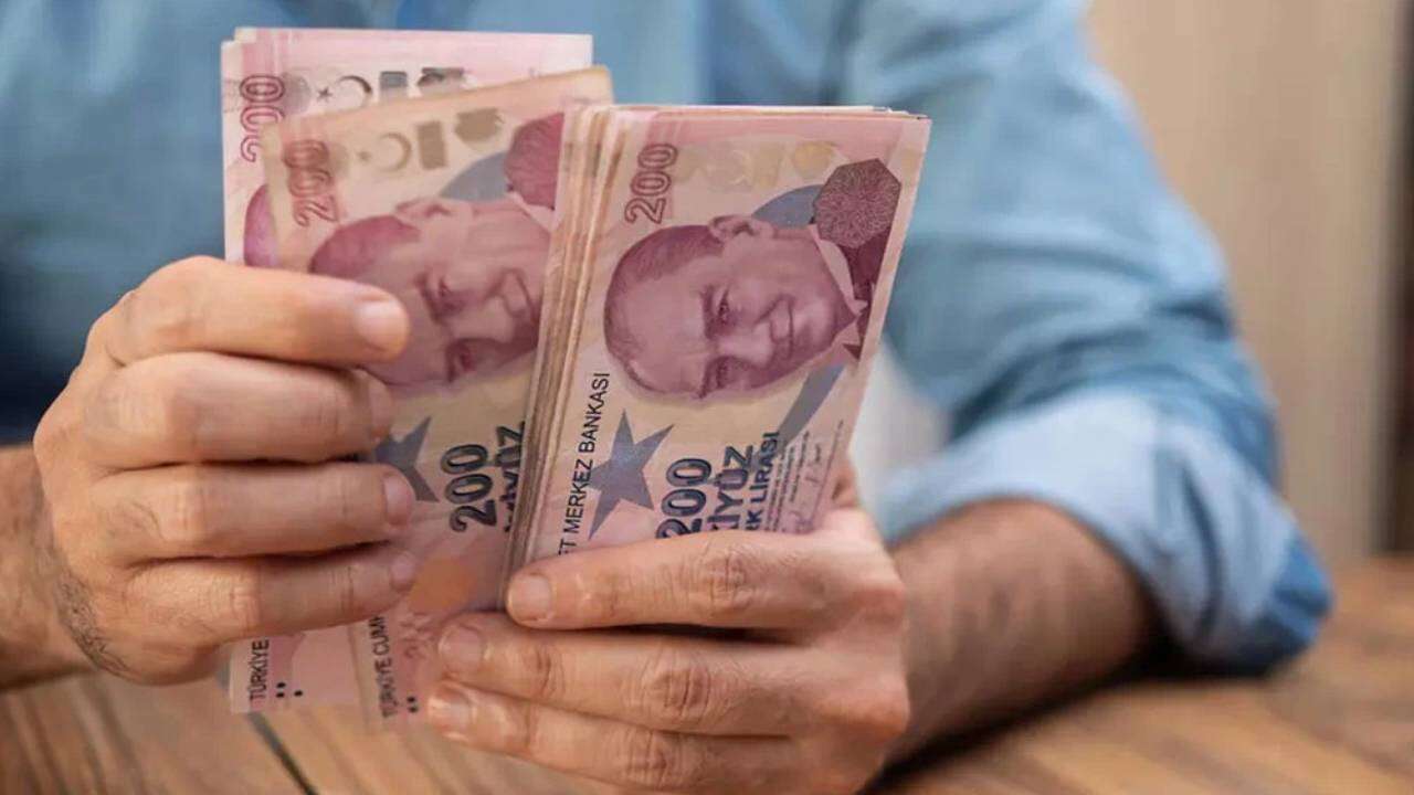 1 günle EYT'yi kaçıranlar için yeni adım: Kademeli emeklilik teklifi Meclis'e sunuldu, 1999-2008 arası sigortalılarda tablo netleşti! 14